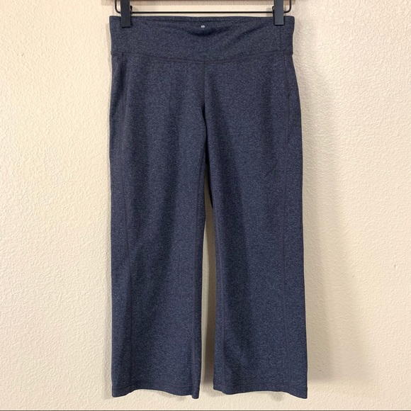 Athleta Pants - Athleta cropped wide leg workout pants